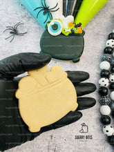 Load image into Gallery viewer, Halloween Cookie Decorating Kit, DIY Cookie Kit, (Large Cookies) ***INCLUDES 24 ITEMS*** With 4 Icing Bags &amp; 3 Deluxe Sprinkle!!
